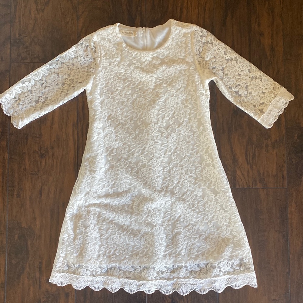 Girls lace flower girl dress